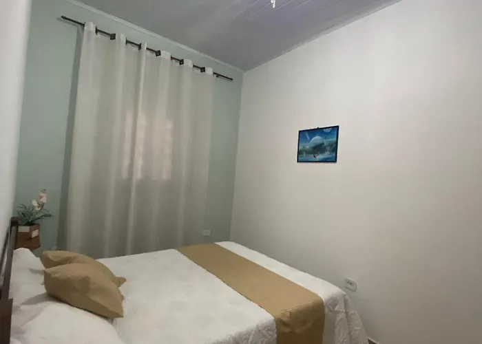 Casa em Guararema prox ao centro