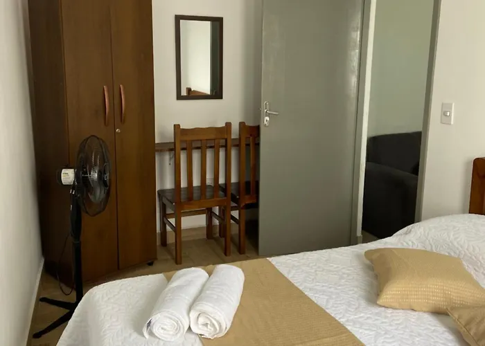 Casa em Guararema prox ao centro